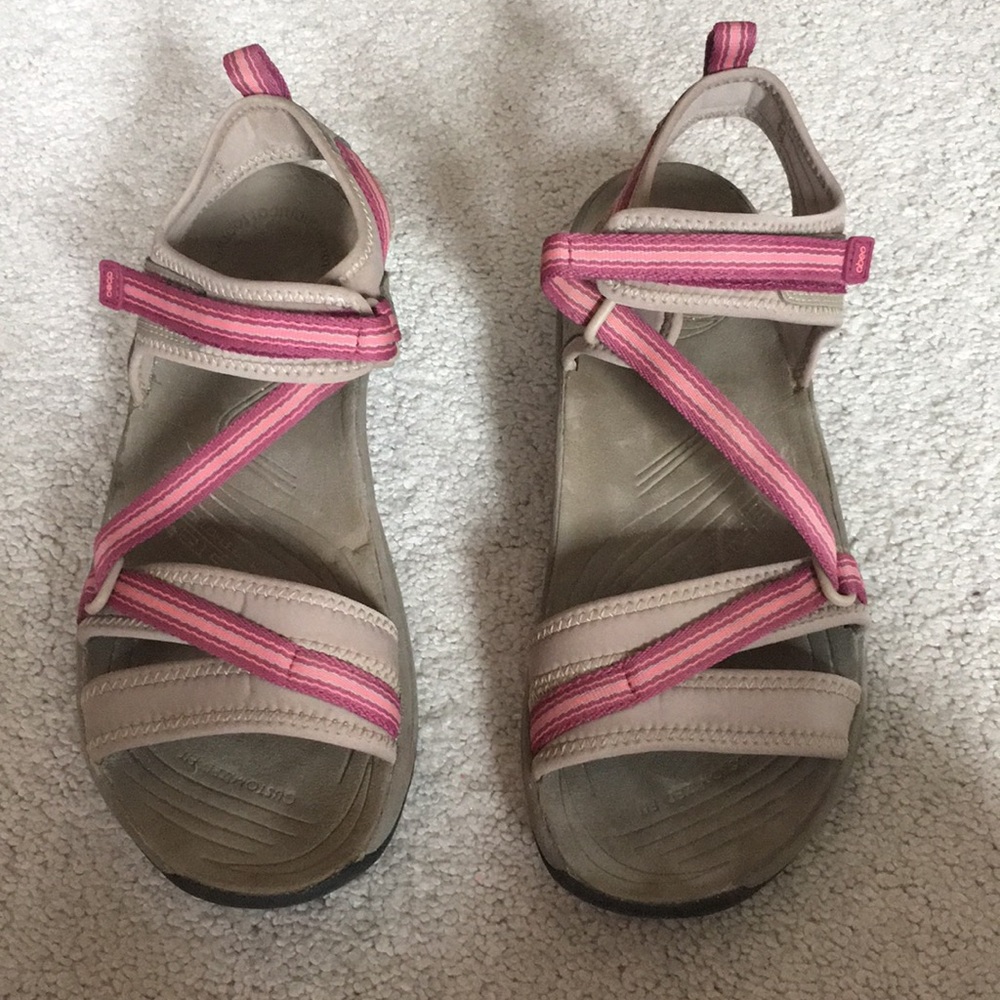 Pink sandals